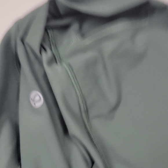 Lululemon Athletica Sage Green Leggings - Picture 14 of 15